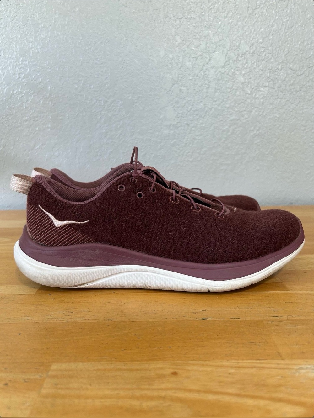 HOKA One One Hupana Flow Wool Sneakers Root Beer Burgundy Women’s 7.5